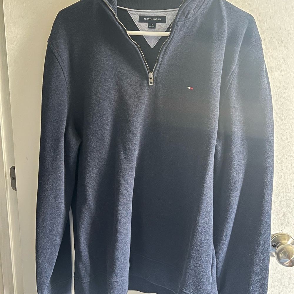 Tommy Hilfiger Men's Navy Sweater